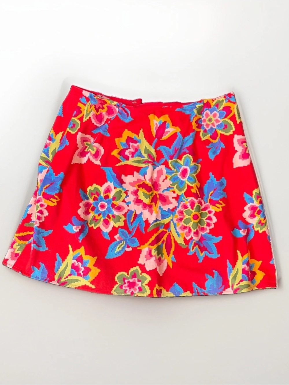 Carolina Herrera Resort 2025 Bright Red Floral Mini Skirt 8
